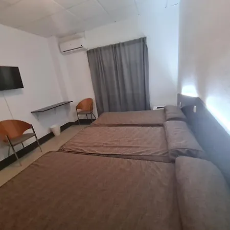 Lisboa Hotel Castrillo de la Guarena